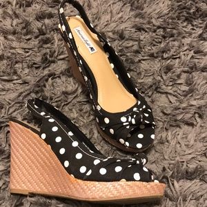 Black and White polkadot wedges